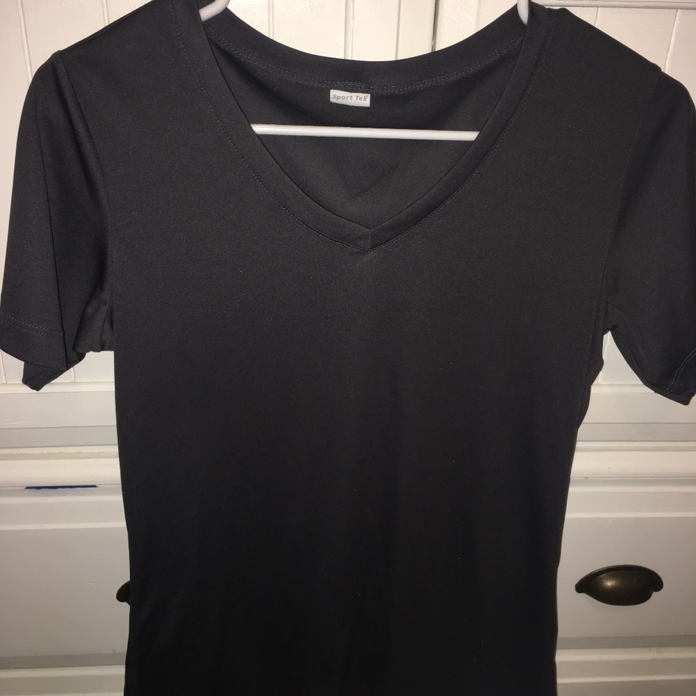 dry fit v-neck top
